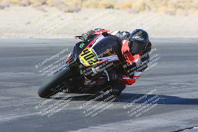 media/Jan-10-2025-CVMA Friday Practice (Fri) [[489e0da257]]/Group 4 and Trackday/Session 2 (Turn 4 Inside)/